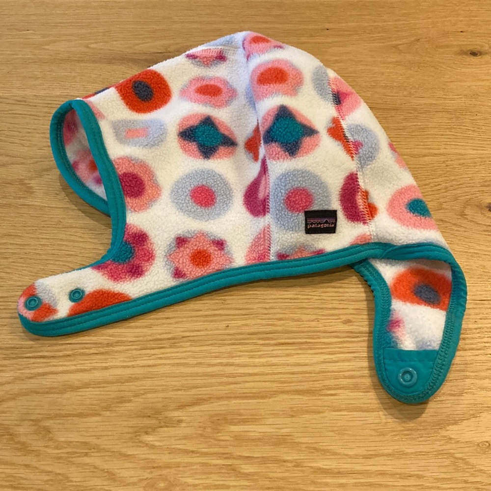 Patagonia Toddler fleece snap hat, 2T